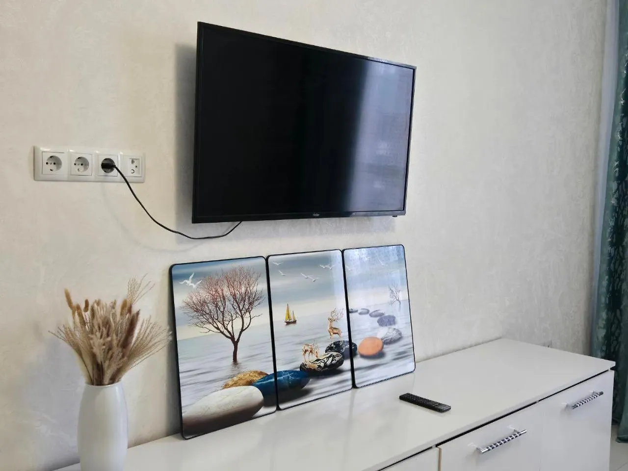 Уютная 1-Комн Квартира На Sat City D Блок Astana Apartmán