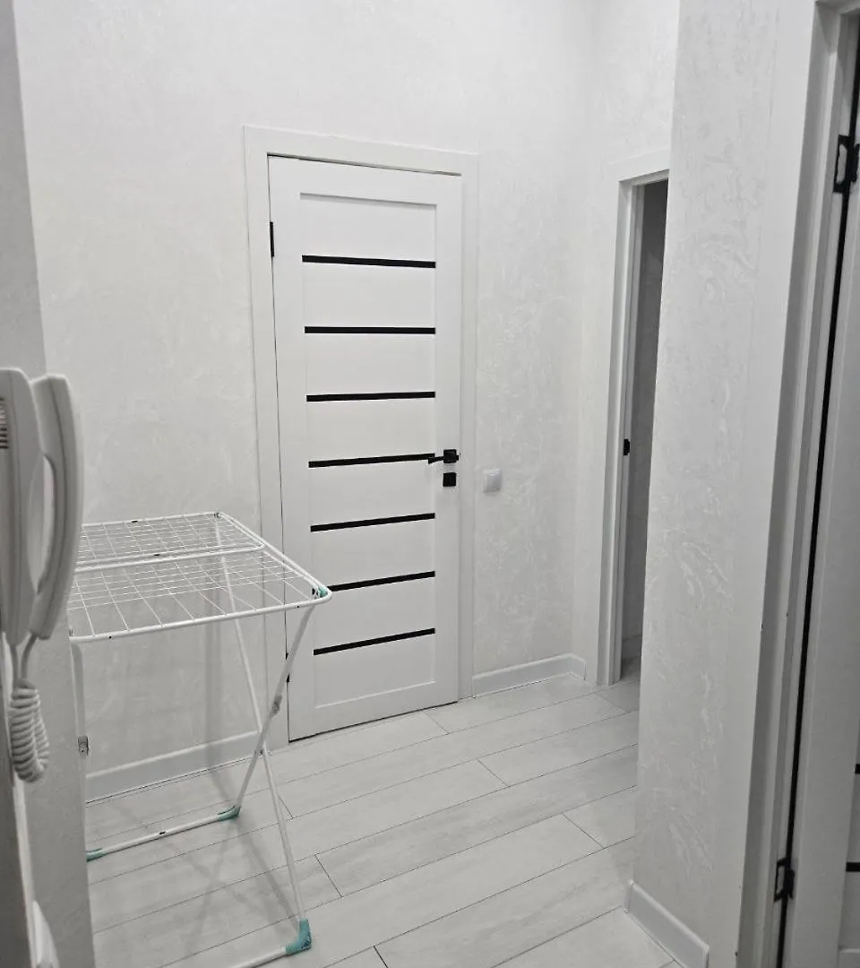 Уютная 1-Комн Квартира На Sat City D Блок Nur-Sultan  Apartment